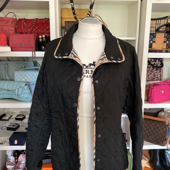 Burberry Black Quilted Utility Jacket with Signature Lining - Picture 1 of 3